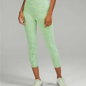 Lululemon Base Pace High-Rise Tight 25” Nulux Size 2 City Grit Green Snake